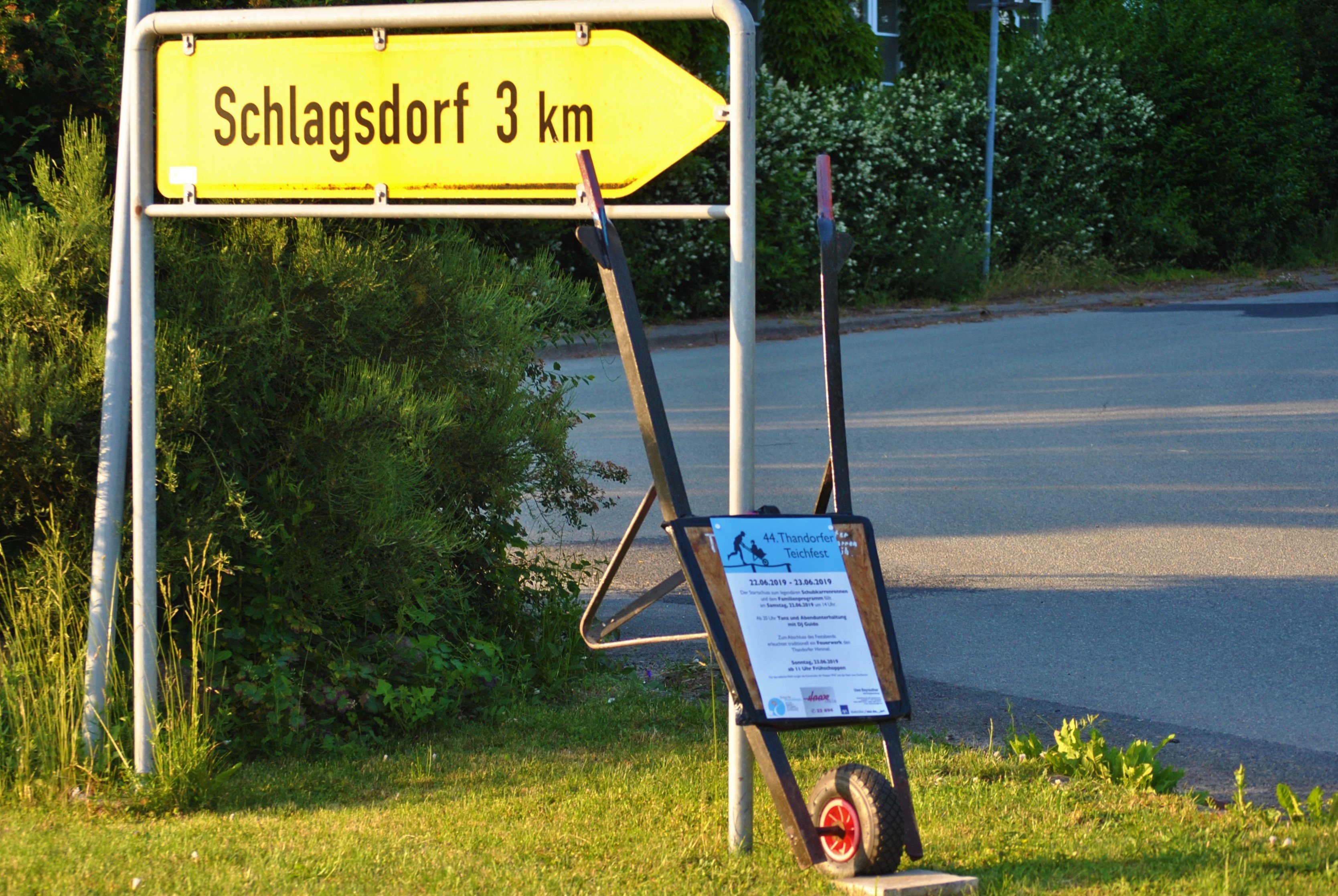 Auch die Werbung läuft mittlerweile auf Hochtouren. Danke, Jörg!