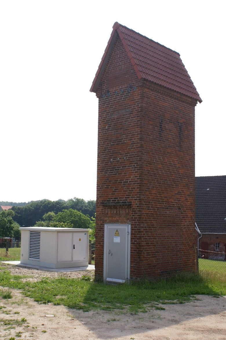 Trafo - alt und neu.