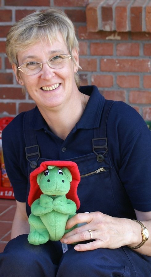 Grisu, den kleinen Feuerwehrdrachen, gibt es auch auf dem Teichfest. Hier präsentiert von C. Wendorf